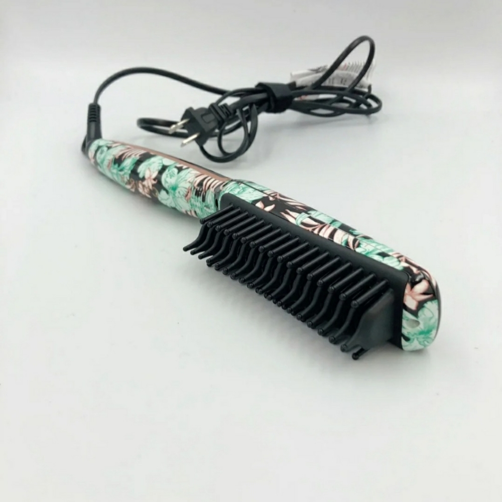 Calista Tools Triangle Heated Detangler